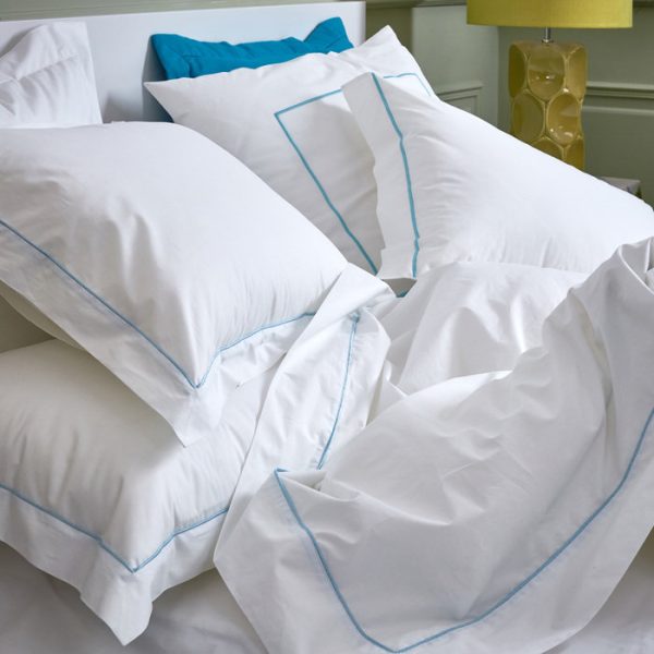 Постельный комплект евро  с голубым кантом — изображение 3