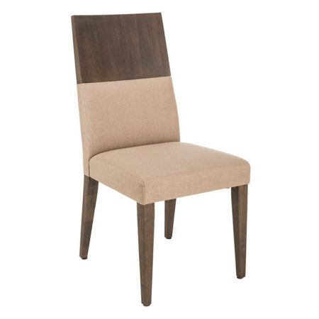 СТУЛ С МЯГКОЙ ОБИВКОЙ  Bareback