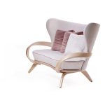 Диван  Apriori S  с изящными подлокотниками из натурального дерева — изображение 3