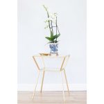 Кофейный столик из металлического каркаса — изображение 3