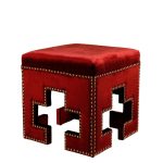 Пуф  обтянут тканью красного цвета 45х41 см