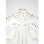 Шкаф с резьбой ручной работы и патиной — изображение 4