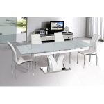 Раздвижной стол на металлическом каркасе со столешницей из закаленного стекла