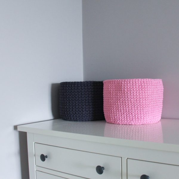 2265product_gallery_photo_494a52c2-bc34-4854-bd87-c89e4b295af1.jpg Вязаная корзина Розовая круглая малая — изображение 7