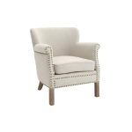 Кресло Fae обтянуто тканью бежевого цвета 