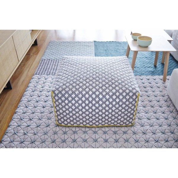 Большой пуф GAN Silai из 100% шерсти — изображение 3