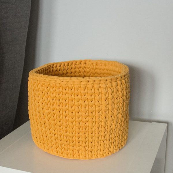 Вязаная корзина Горчичная круглая малая — изображение 4