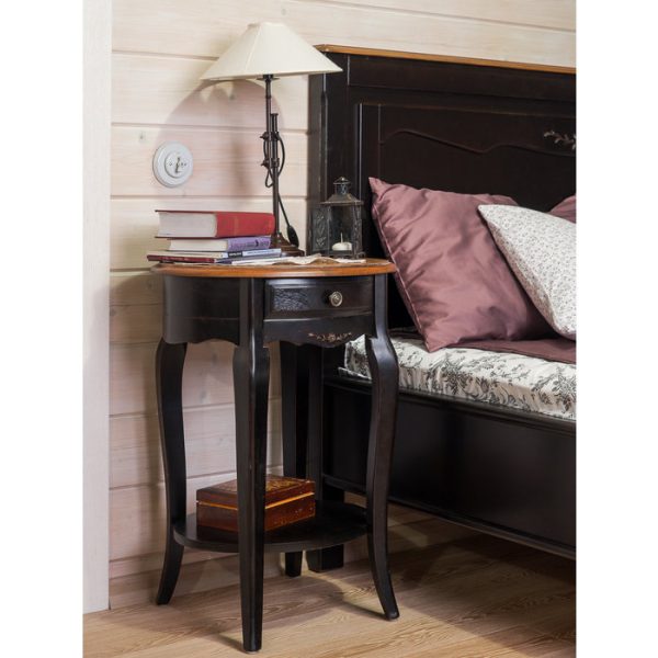 Приставной журнальный столик из дерева — изображение 2