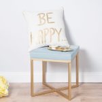 Пуф голубой на металлических ножках — изображение 3