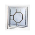 Зеркало декоративное квадратной формы  