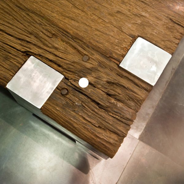 Кофейный стол кофейный d-Bodhi Prius из массива тика на металлических ножках — изображение 2