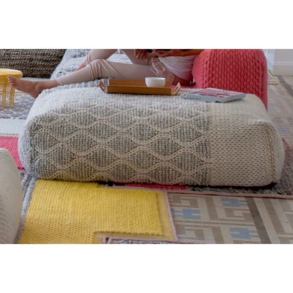 Пуфик GAN Plait из натуральной шерсти — изображение 4