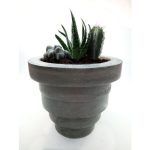 Большой бетонный горшок серый