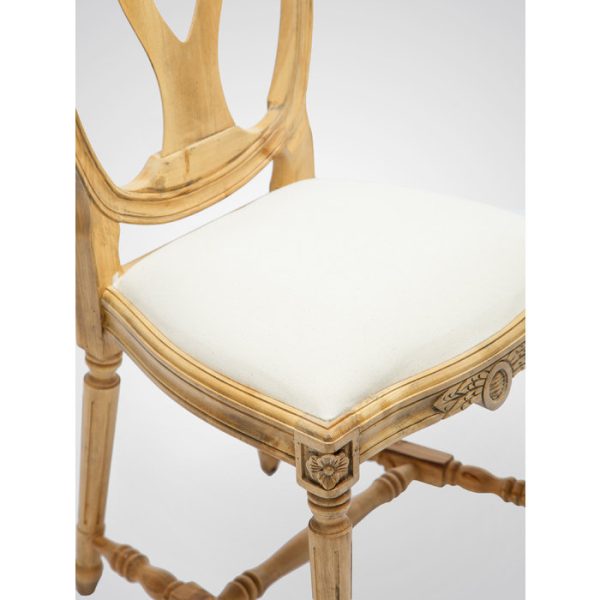 Стул из бука на резных ножках — изображение 3