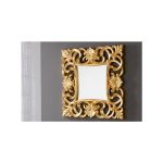 Зеркало в резной раме золото