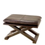 Табурет  Stool Brookfield обтянут коричневой кожей 