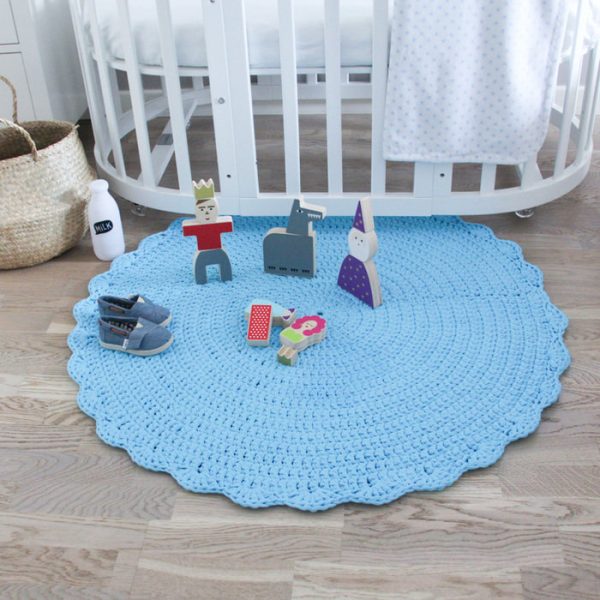 Вязаный коврик Голубой 100 см — изображение 4