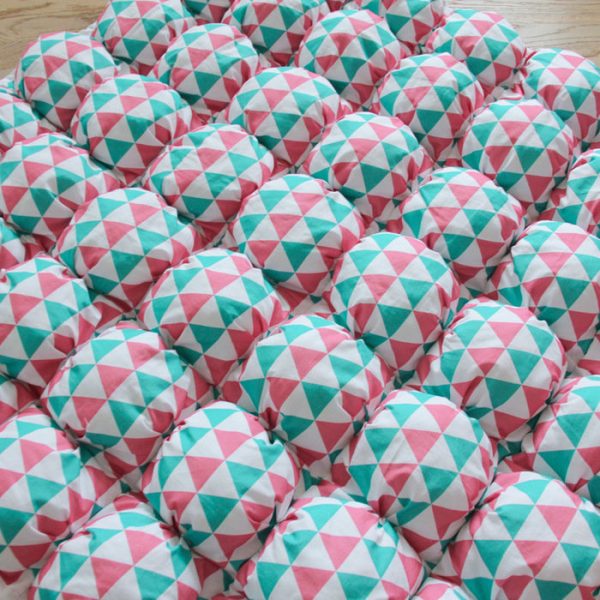 Игровой коврик Бомбон Triangles 110х110 — изображение 2