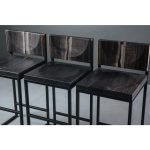 Барный стул из кавказского дуба