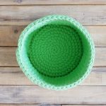 Вязаная корзина Лайм круглая малая — изображение 3