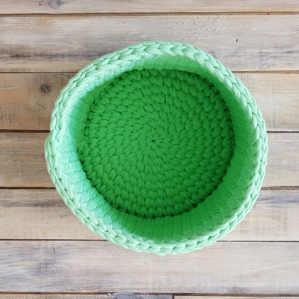Вязаная корзина Лайм круглая малая — изображение 3