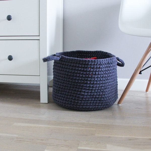 2671product_gallery_photo_6cf3f988-448f-490d-abdb-96acb0182ff5.jpg Вязаная корзина Графит большая с ручками — изображение 1