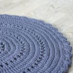 Вязаный коврик Графит 100 см — изображение 2