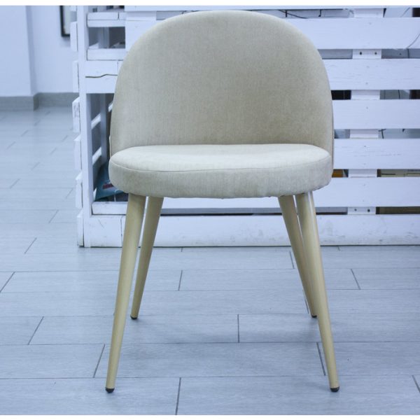 2702product_gallery_photo_06a7d4c0-d951-42e8-b20f-1460589c0d29.jpg Набор из четырех бежевых стульев Томас с мягким сидением — изображение 2