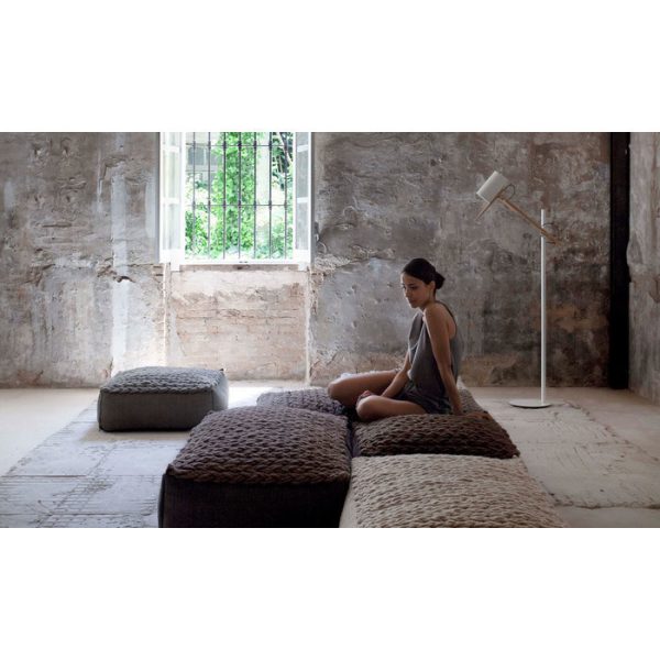 2721product_gallery_photo_a6215c13-ea9e-4278-95d8-12bf8944481a.jpg Пуфик GAN Trenzas из 100% шерсти — изображение 4