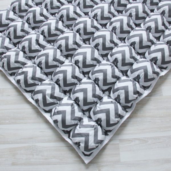 Игровой коврик Бомбон Grey Zigzag 110х110 см — изображение 3