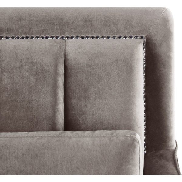 Диван с обивкой из серой ткани  — изображение 6