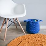 Вязаная корзина Синяя большая с ручками