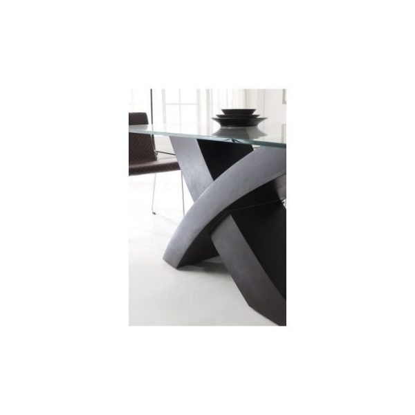 Обеденный стол на фигурном каркасе со стеклянной столешницей — изображение 3