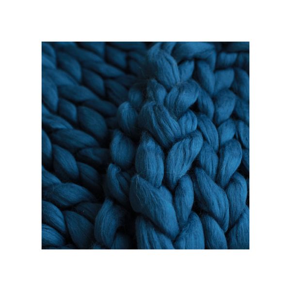 2877product_gallery_photo_497ce83e-043b-4d50-b33b-27986ec436e7.jpg ПЛЕД КРУПНОЙ ВЯЗКИ, ТЕМНО-СИНИЙ БОЛЬШОЙ — изображение 3