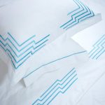 Постельный комплект двуспальный   Геометрическая вышивка (бирюзовая) — изображение 2