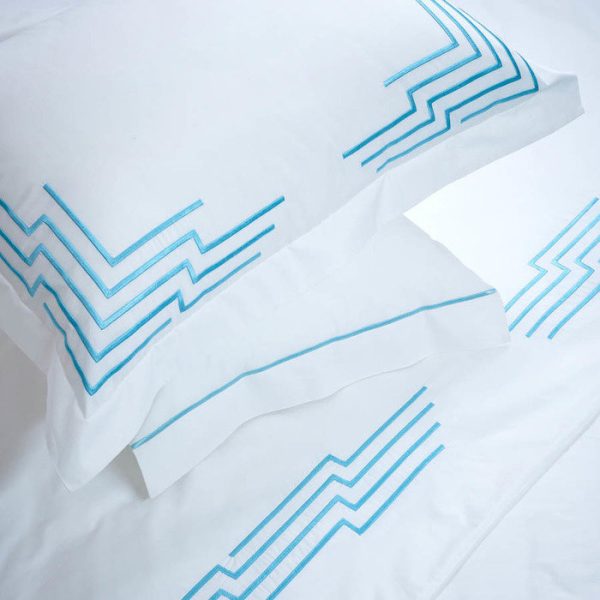 Постельный комплект двуспальный   Геометрическая вышивка (бирюзовая) — изображение 2