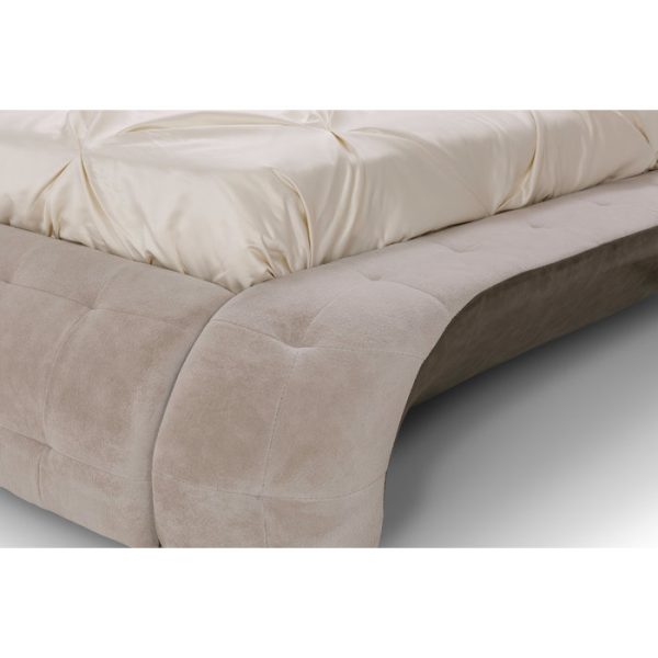 2967product_gallery_photo_c1e03937-bc6f-4dda-9e46-52a148d9d71b.jpg Кровать Meridian с обивкой из кожи и ткани 200х200 см — изображение 5