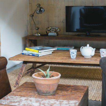 Стол кофейный d-Bodhi Home из массива тика