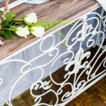 Консоль Королевская лилия версия М белый антик — изображение 3