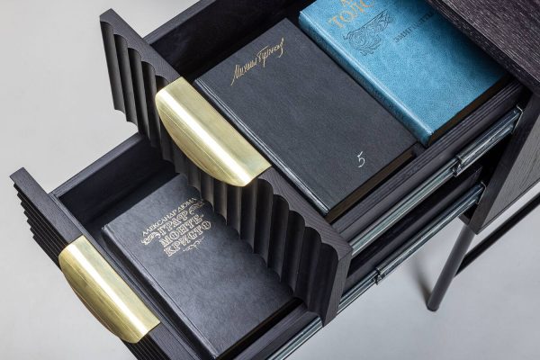 Письменный стол HAINES premium 0.75x1.4x0.6м — изображение 3