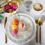 Тарелка Roses, коллекция "Розы" 35*3*35, Доломит, Белый — изображение 4