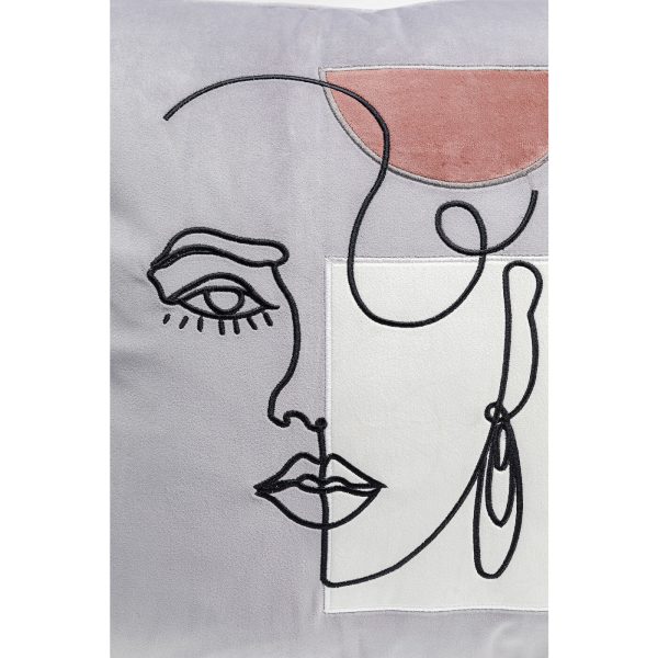 KARE-52894-detail-a-1400x1400 Подушка Face, коллекция "Лицо" 45*45*10, Бархат, Полиэстер, Серый — изображение 3