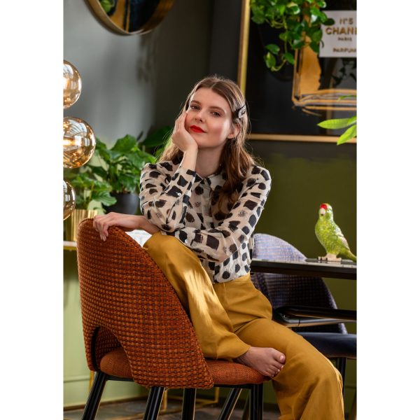 KARE-80003-master-mood-c-1400x1400 Стул мягкий Hudson, коллекция "Гудзон" 49*84*54, Полиэстер, Полиуретан, ДСП, Сталь, Оранжевый — изображение 4