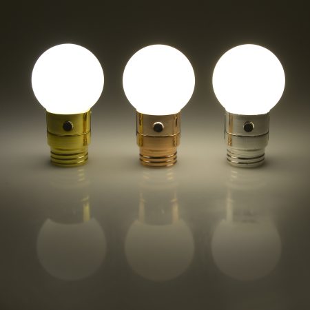 Фонарь с led на магните - лампочка