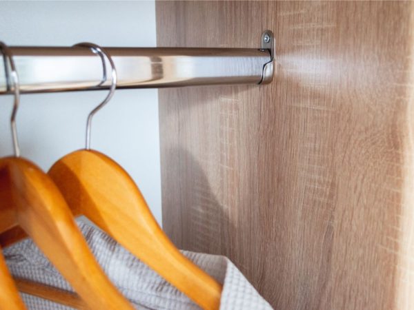 Шкаф «Алена» 3дв с зеркалом, Дуб сонома/Белый — изображение 5