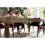 Коричневый KARE