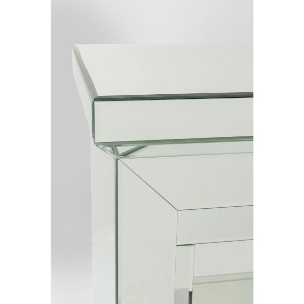 Зеркальное стекло