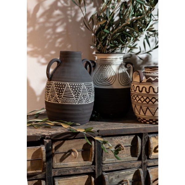 Коричневый KARE