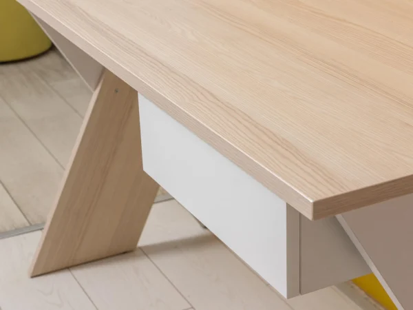 6544dd16748a2c1ff1de33158efb27f7 Стол рабочий Xeno белый, ясень коимбра — изображение 3