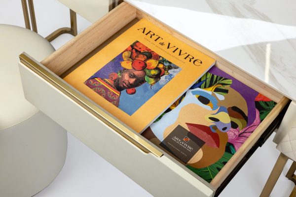 Дамский столик с креслом белый 0.76x1.2x0.4м — изображение 5